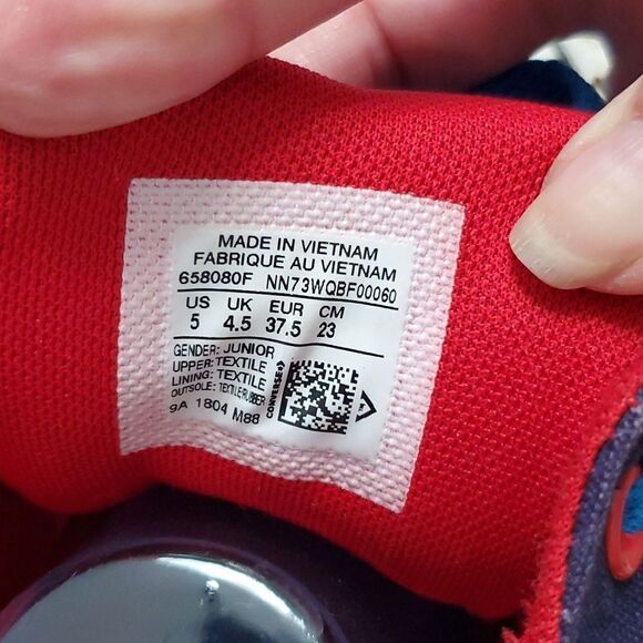 All Star Converse Color Block Hightop Sneaker Kids, Size 5 - Picture 6 of 10